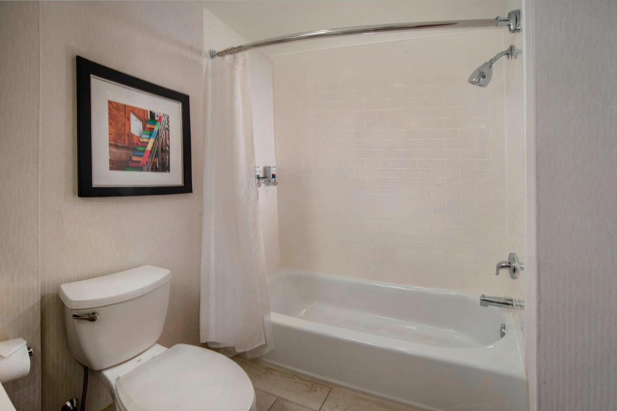 Four Points By Sheraton Newark Christiana Wilmington Екстериор снимка