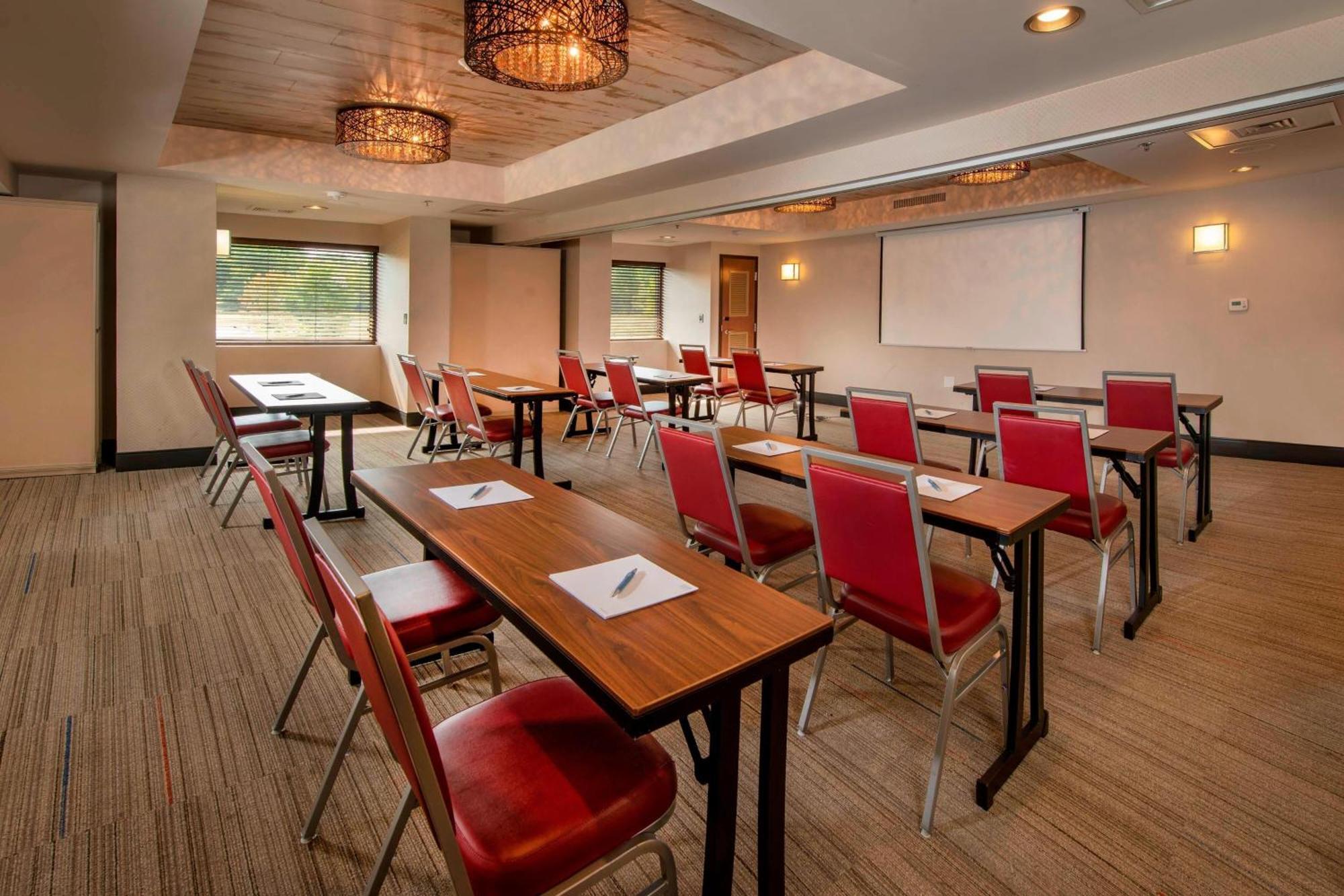 Four Points By Sheraton Newark Christiana Wilmington Екстериор снимка